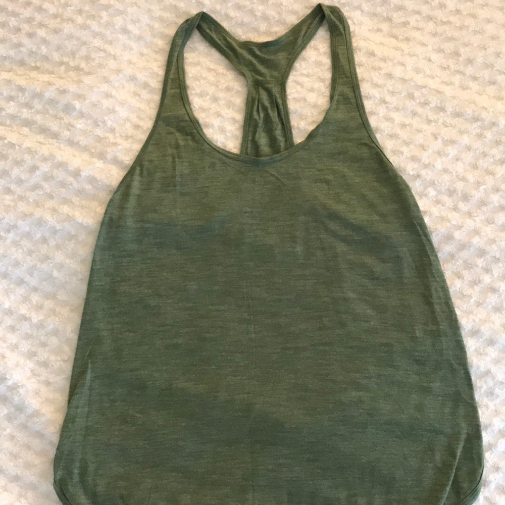 Lululemon tank